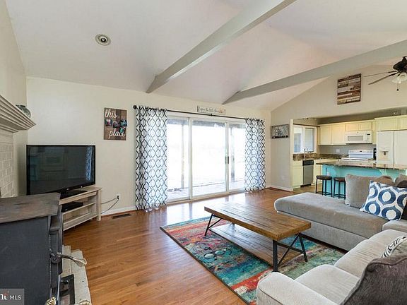 4th image of 12242 Lindann Ln