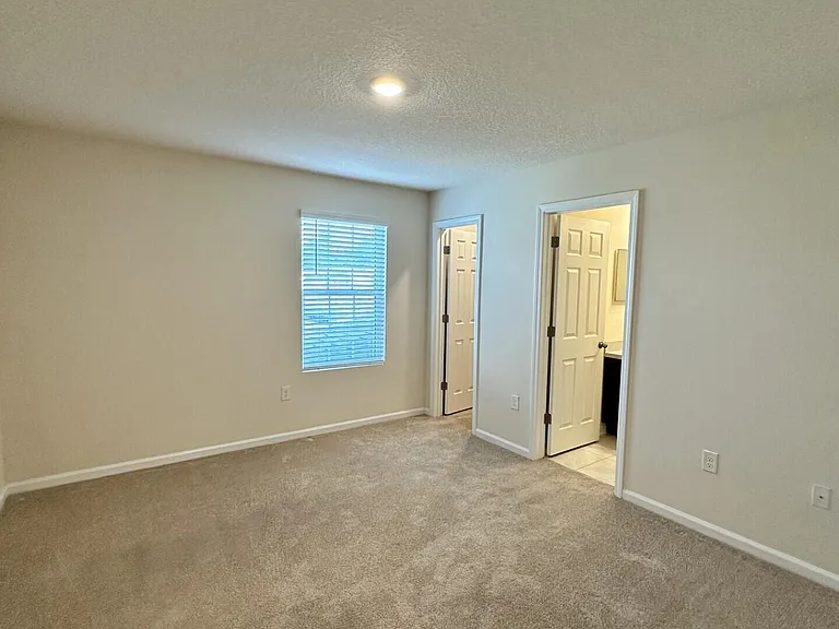 947 Observatory Pkwy — Photo 13