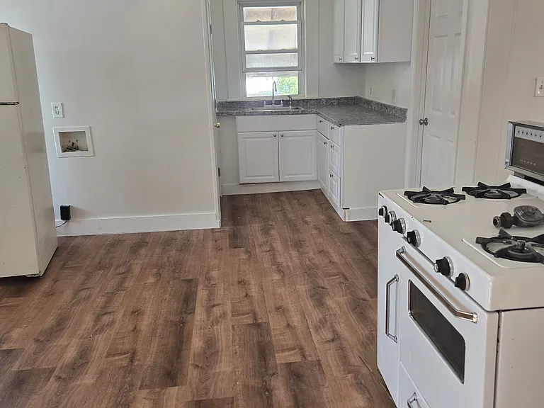 329 Harvard St #331-2 — Photo 1