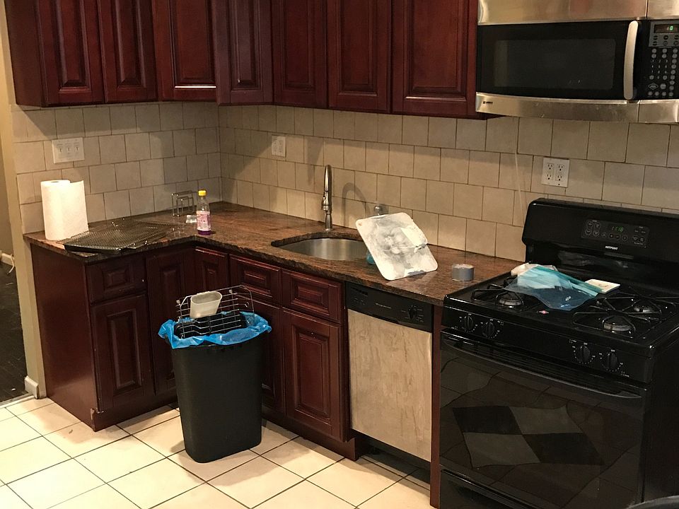 2nd image of 2235 Grand Ave