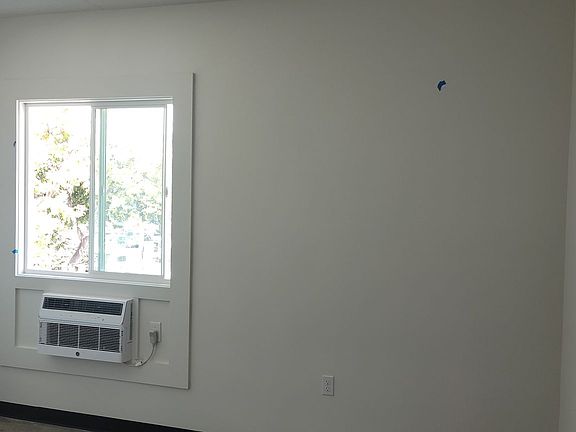 4th image of 1226 Kinau St #102