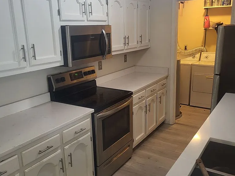 414 Delaware Ave #218 — Photo 4