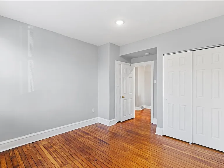 1602 Pershing St #1 — Photo 8