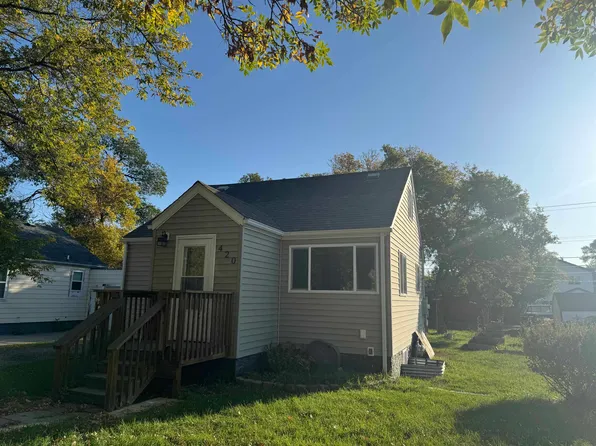 420 18th St NW, Minot, ND 58703