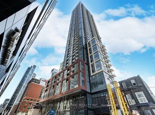108 Peter St #622, Toronto, ON M5V 0W2