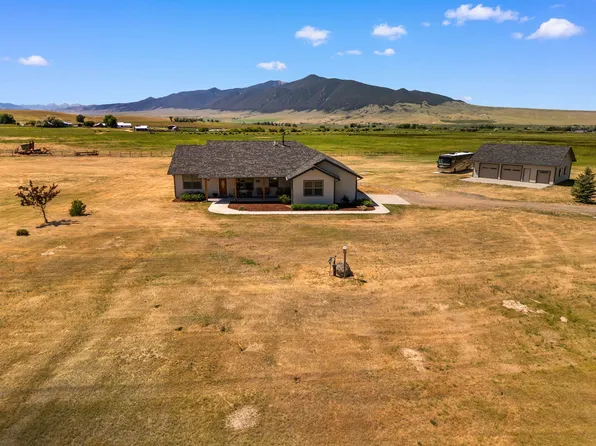 16 Buckboard Dr, Sheridan, MT 59749
