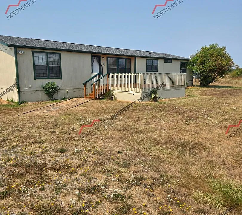 389 Spencer Rd