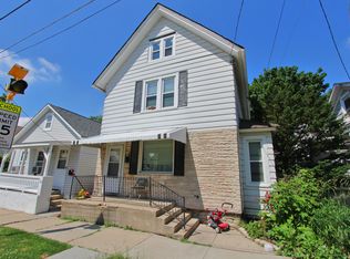 1008 Caroline St, City Of Waukesha, WI 53186