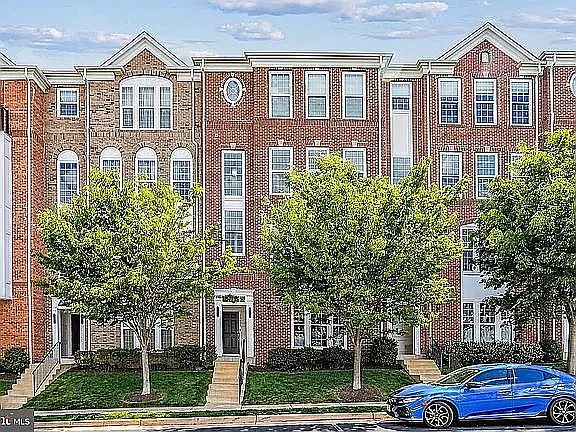 20602 Maitland Ter #14J