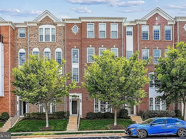 20602 Maitland Ter Unit 14J, Ashburn, VA 20147