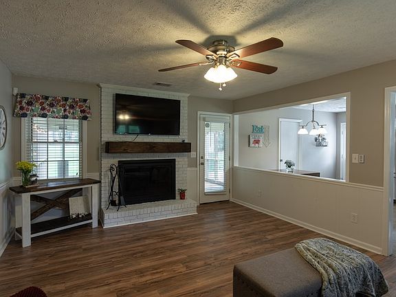 5th image of 22 Sommerset Dr