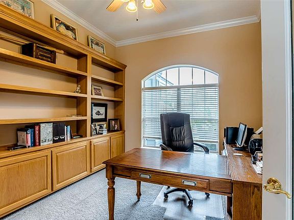 4th image of 5944 Moors Oaks Dr