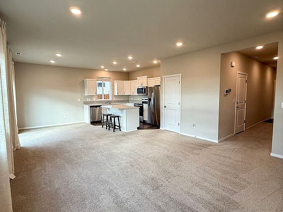 3rd image of 1512 Mustang Ct