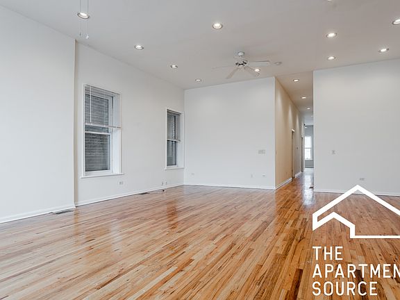5th image of 2454 N Southport Ave #1