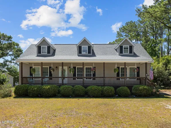 157 Lake Arthur Drive, Bogue, NC 28570