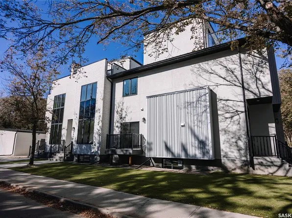 2800 14th AVENUE, Regina, SK S4T 5S8