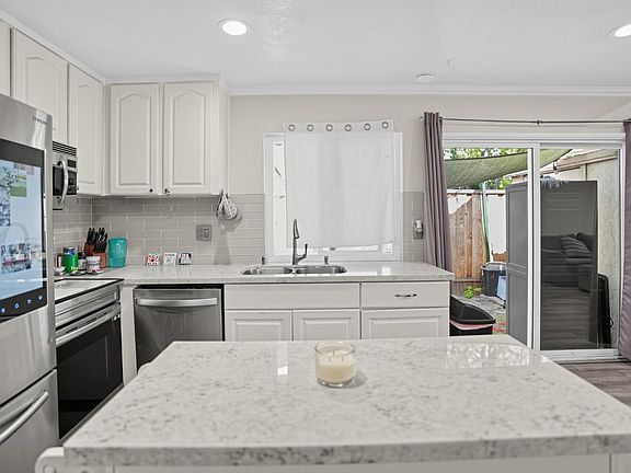 4th image of 5538 Don Ricardo Ct