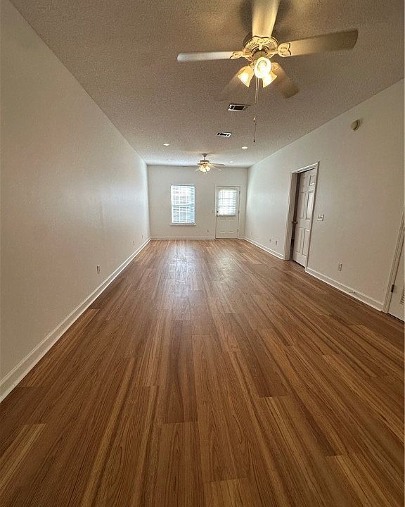 1st image of 453 Moss Creek Ln