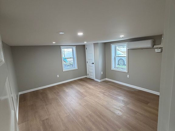 5th image of 14 Park St #1