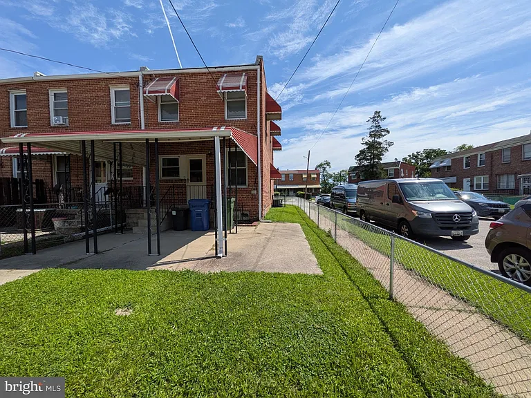 3018 Larue Sq E — Photo 22