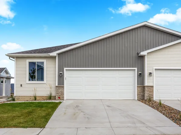 1570 Foxtail Dr SE, Altoona, IA 50009