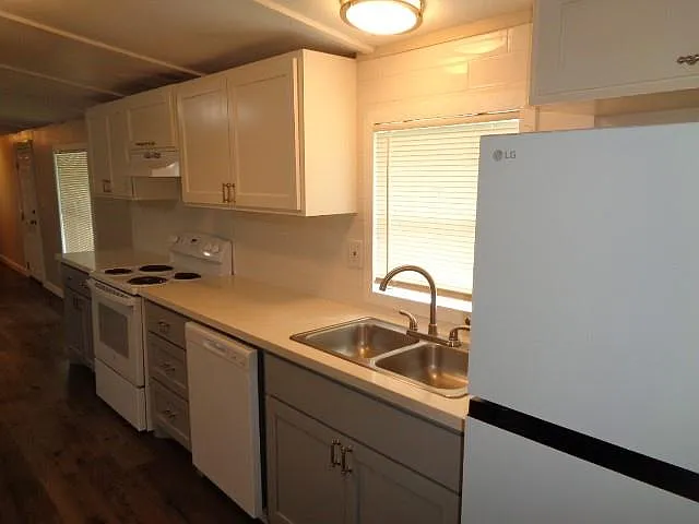 15120 Capitol Hill Rd — Photo 5