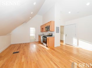 8 Orchard St APT 5, Cambridge, MA 02140