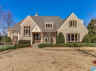 1533 Woodridge Pl, Vestavia, AL 35216