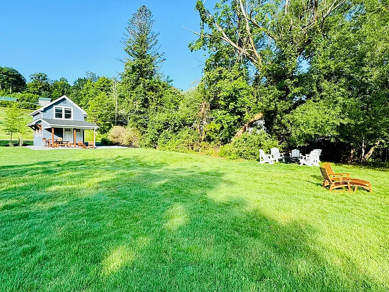 44 Old Lake Rd — Photo 5