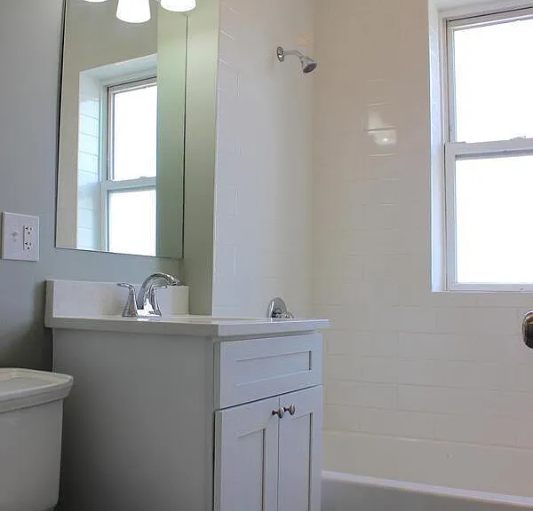 1904 N Lawndale Ave #2S — Photo 10