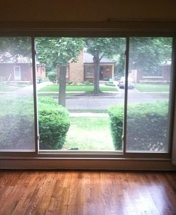 2nd image of 24041 Oneida Ave