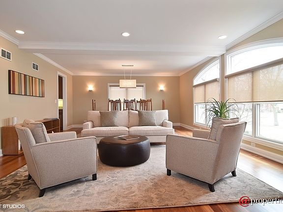 Living Room / Dining Room