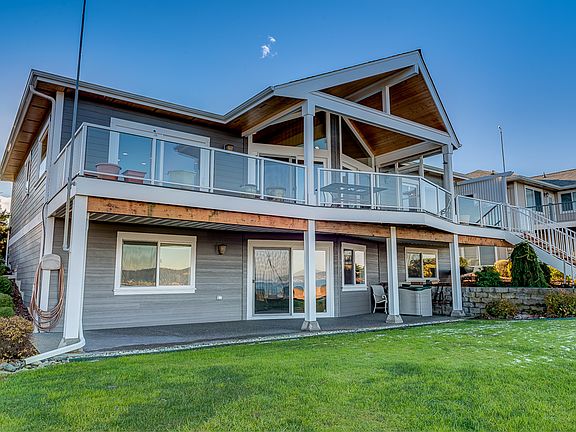 4th image of 1041 Bayshore Dr