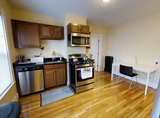 8 1/2 Blake St, Cambridge, MA 02140