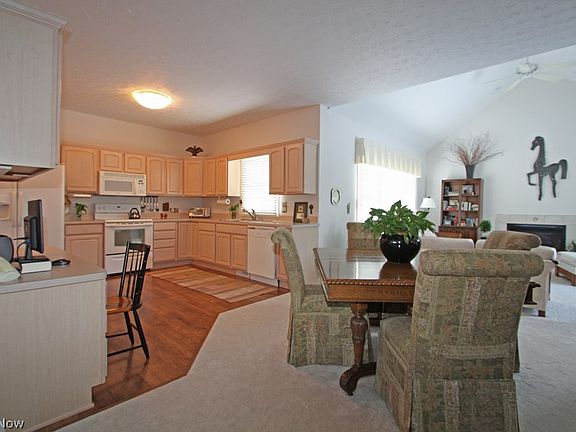 4th image of 846 Dogwood Ln N