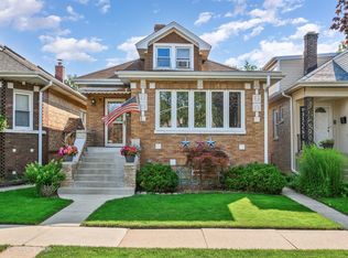 7663 W Sunset Dr, Elmwood Park, IL