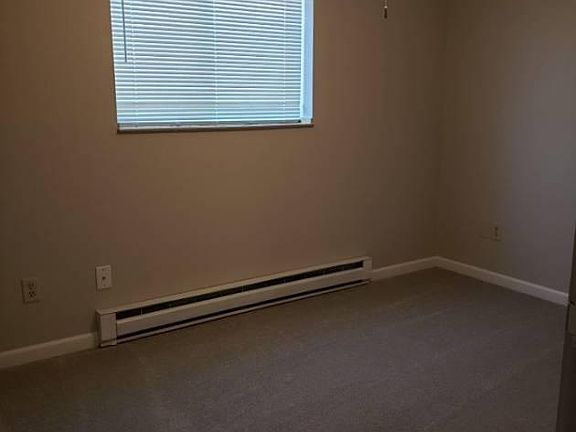 2nd image of 1147F W South Park Ave