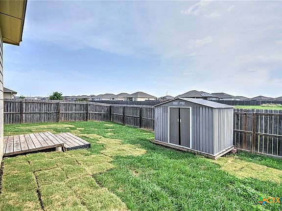 3rd image of 1070 Spring Terrace Loop
