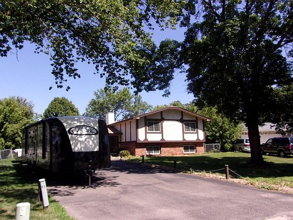 3rd image of 2700 84th Ave N