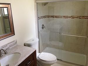 2nd image of 899 SE 2nd Ave APT 101