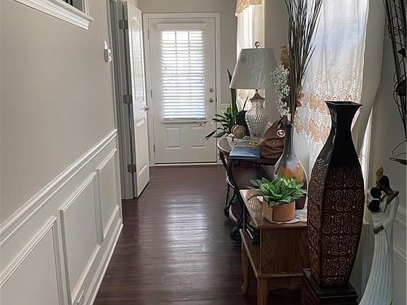 4th image of 2461 Oakleaf Cir