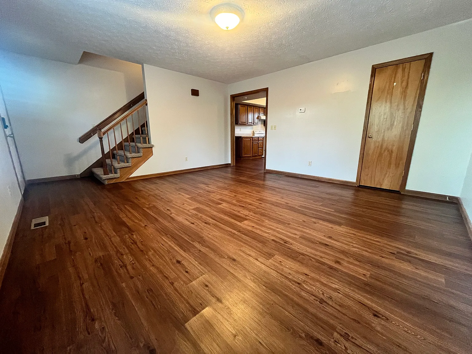 Dunhill Townhouses — Photo 4