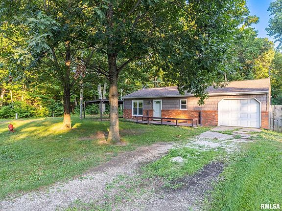 2nd image of 4047 Lakeview Dr