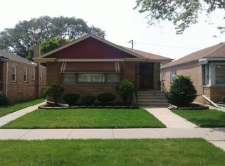 8826 S Dorchester Ave, Chicago, IL 60619