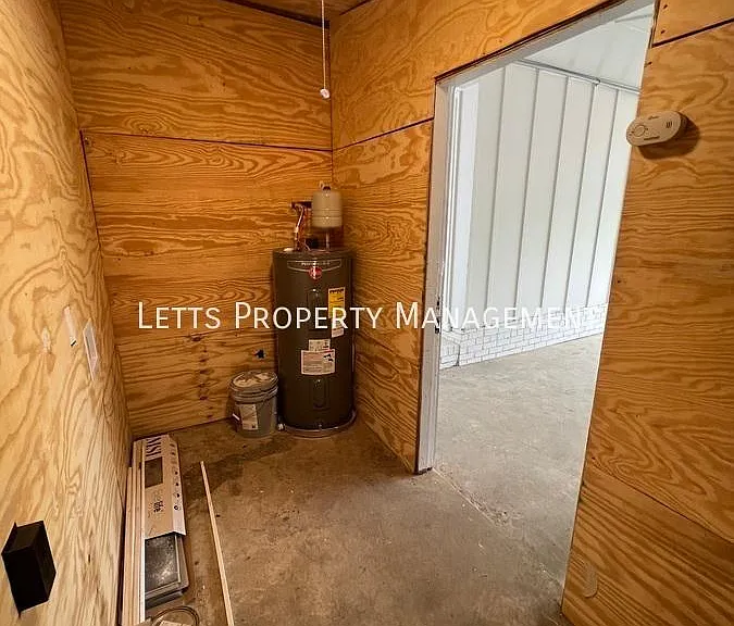 1 Esquiline Ct — Photo 17