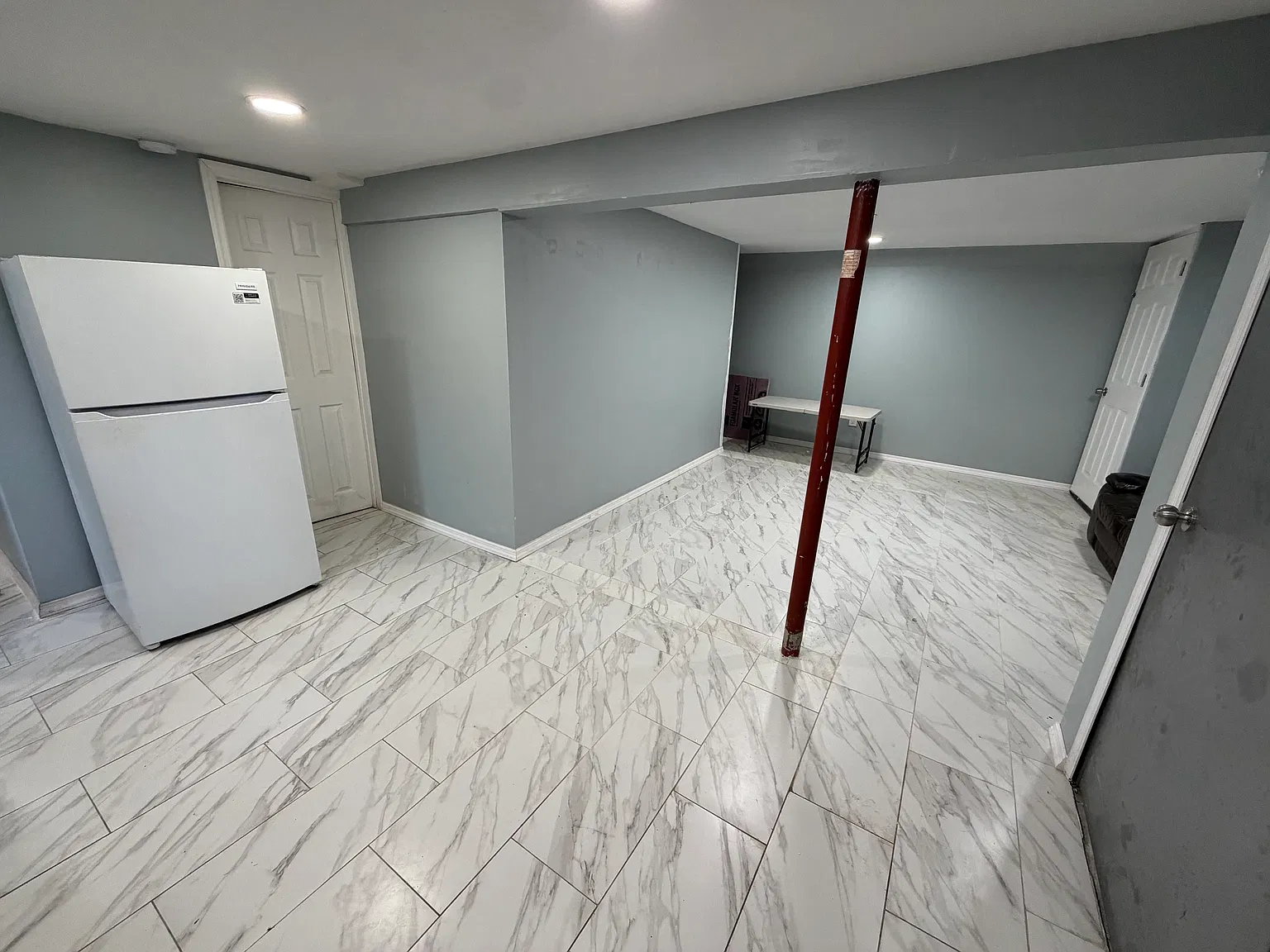 Studio, $1,800 — Photo 2
