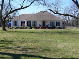 128 Deer Run Ln, Leesburg, GA 31763