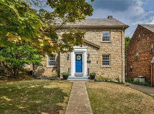 208 Montclair Ave, West View, PA 15229