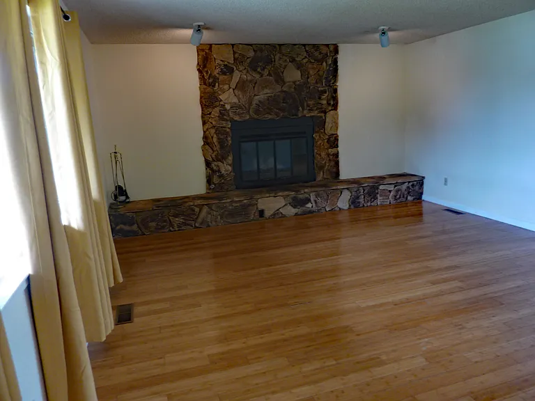 3138 Shoemaker Pl — Photo 28