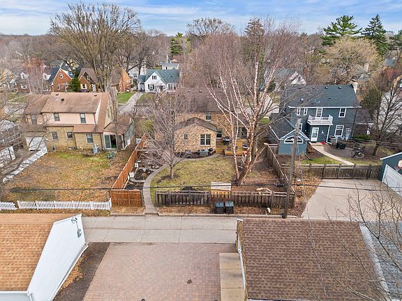 4th image of 5848 Oakland Ave